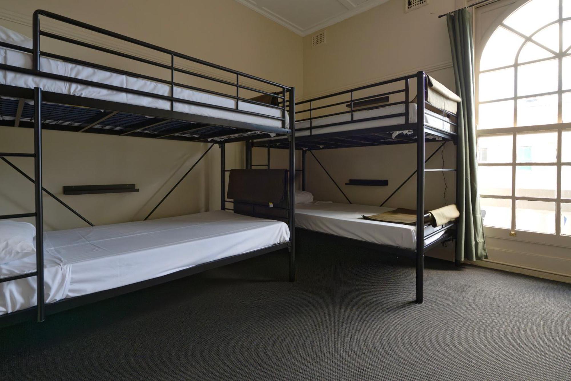 Bat And Ball Hostel